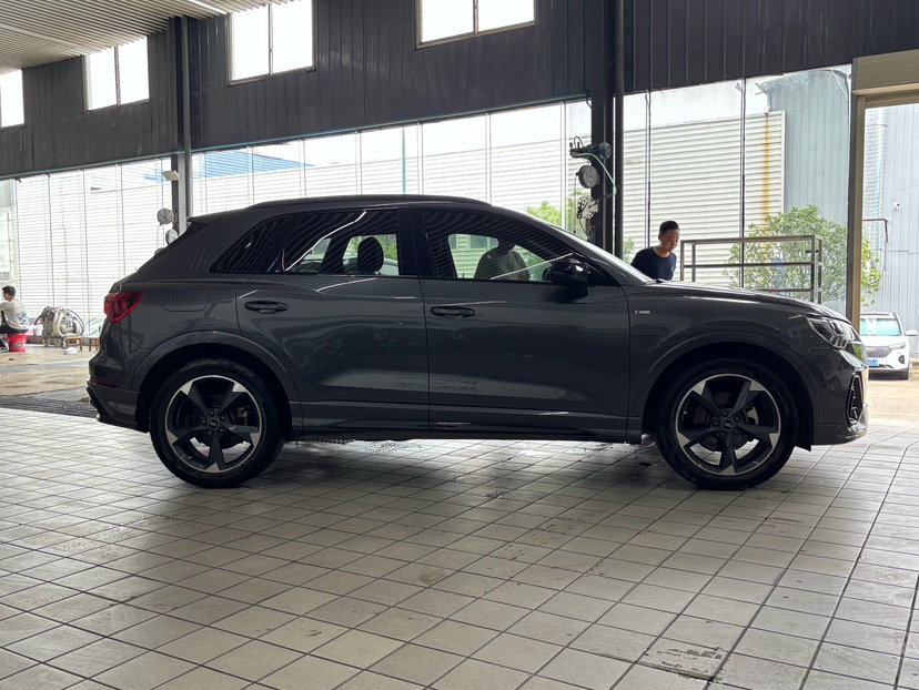 Audi Q3 2022 #13 Audi Q3 2022 car image #13