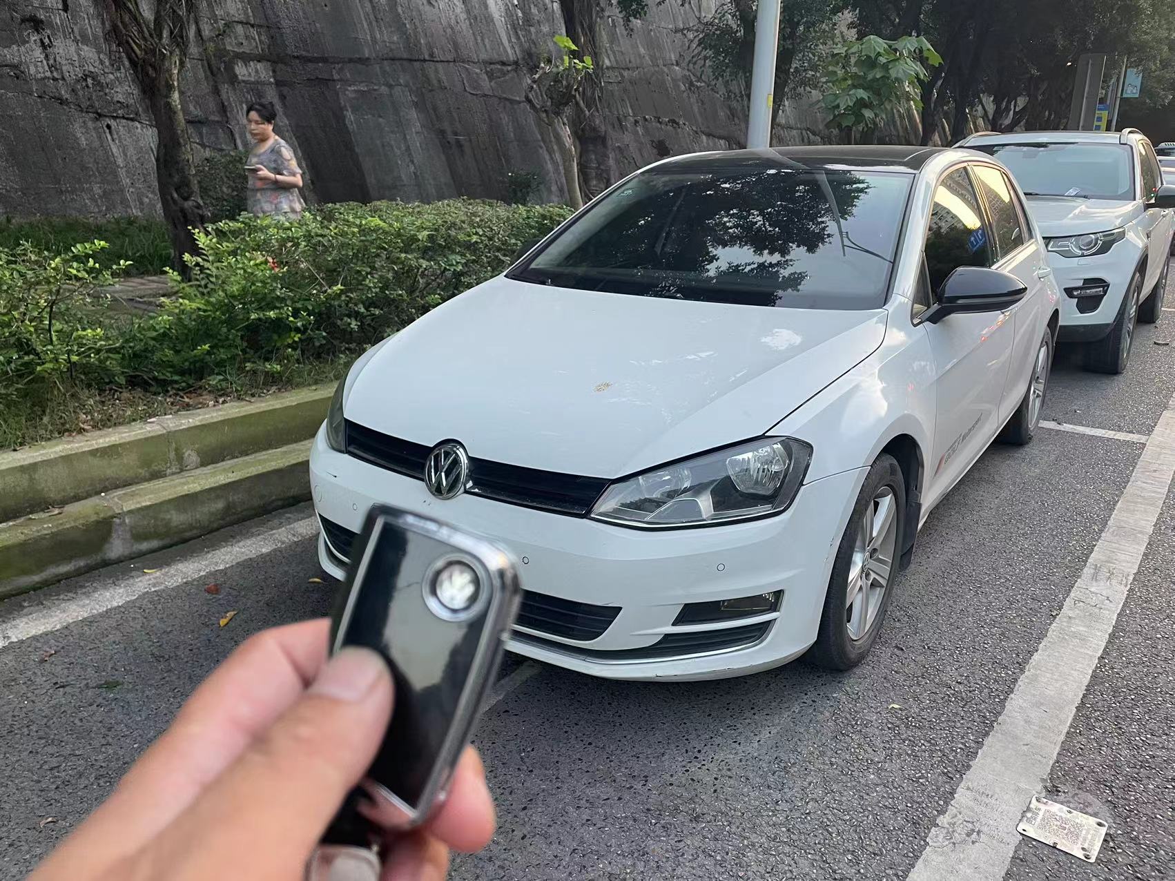 Volkswagen Golf 2017 car image 