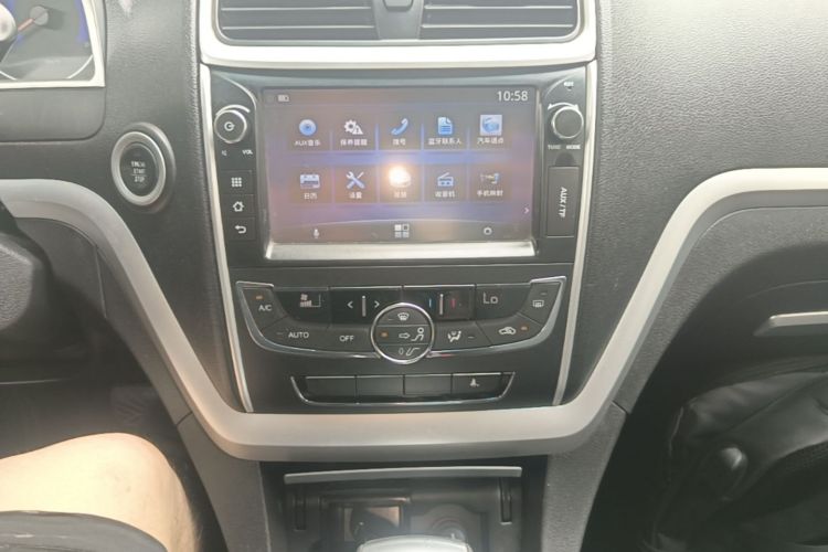 GEELY Emgrand 2015 immagine di auto #13
