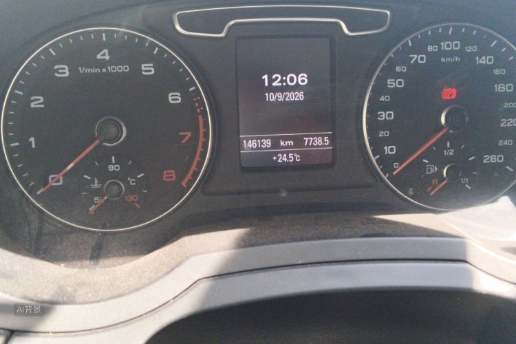 Audi Q3 2015 imagem de carro #14