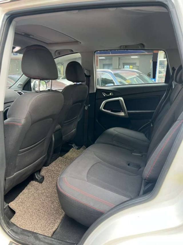 GEELY Emgrand 2018 immagine di auto #6
