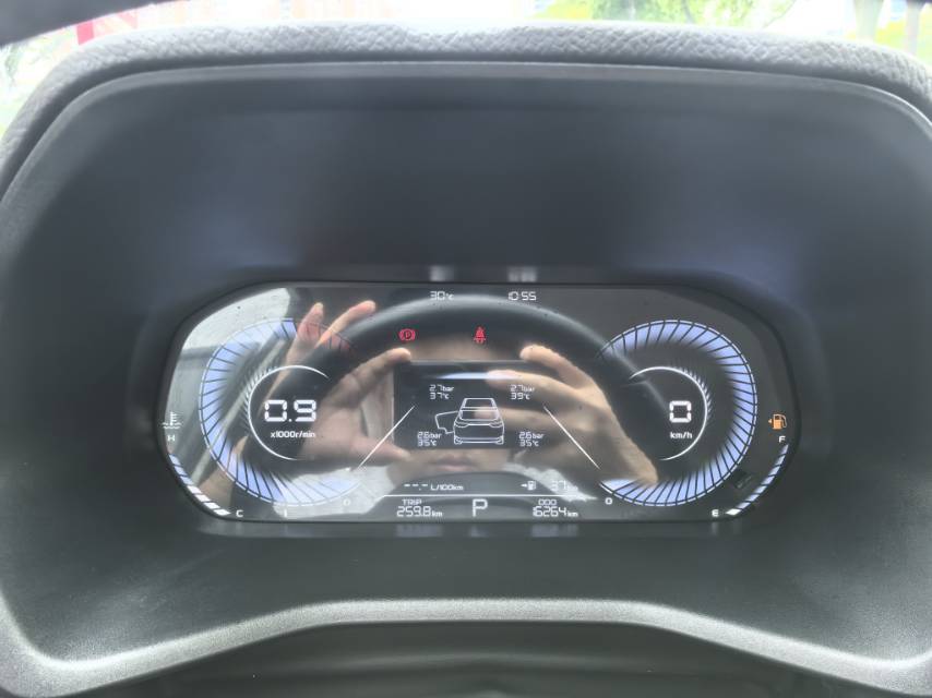 GEELY Emgrand 2024 car image #7