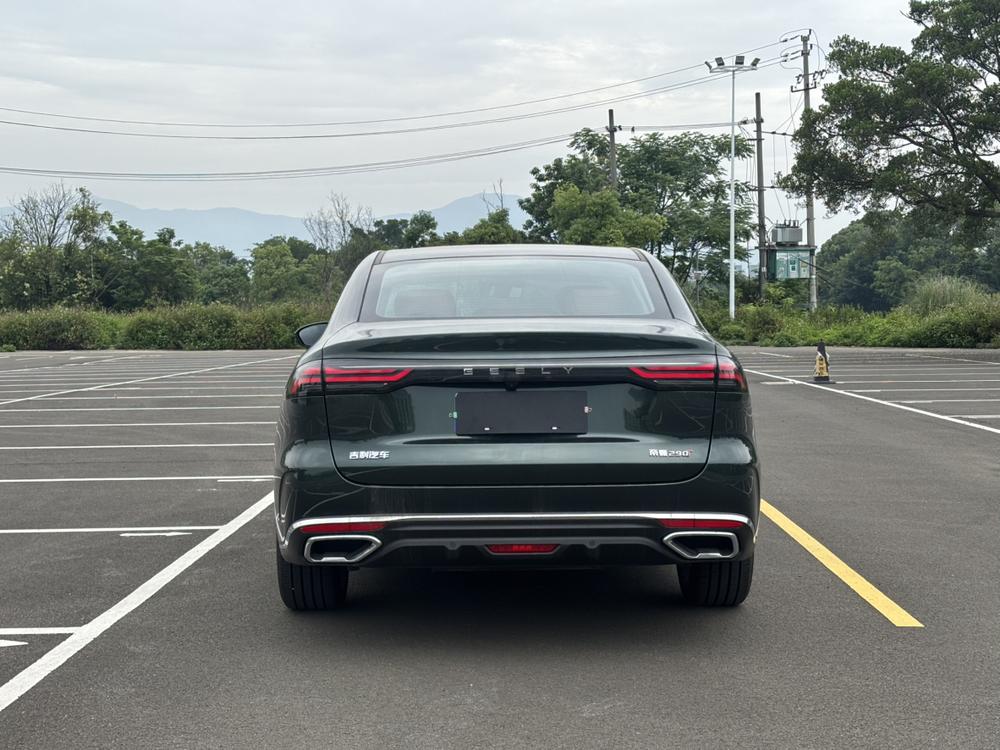 GEELY Emgrand 2025 #5 GEELY Emgrand 2025 car image #5