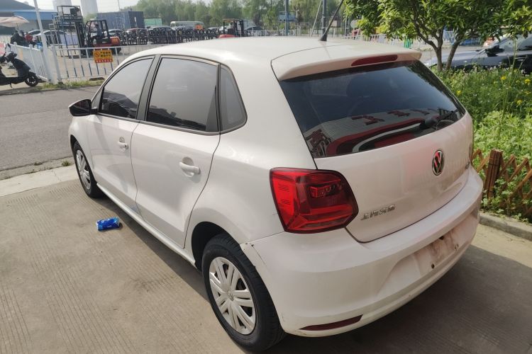 Volkswagen Polo 2018 car image #5