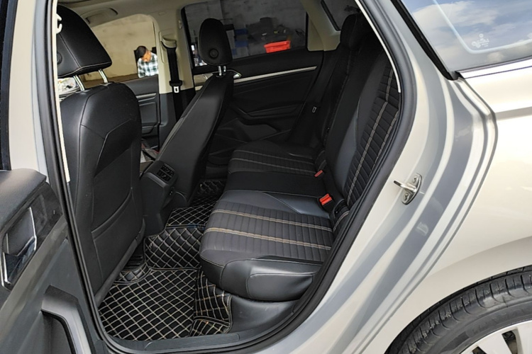 Volkswagen Lavida 2019 #17 Volkswagen Lavida 2019 car image #17