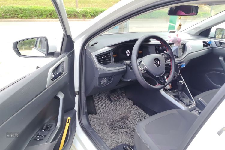 Volkswagen Polo 2023 car image #18