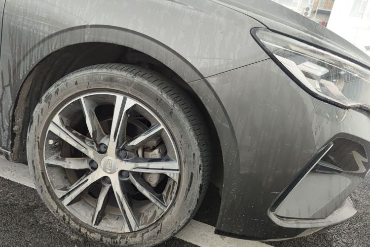 GEELY Emgrand 2022 #6 GEELY Emgrand 2022 car image #6