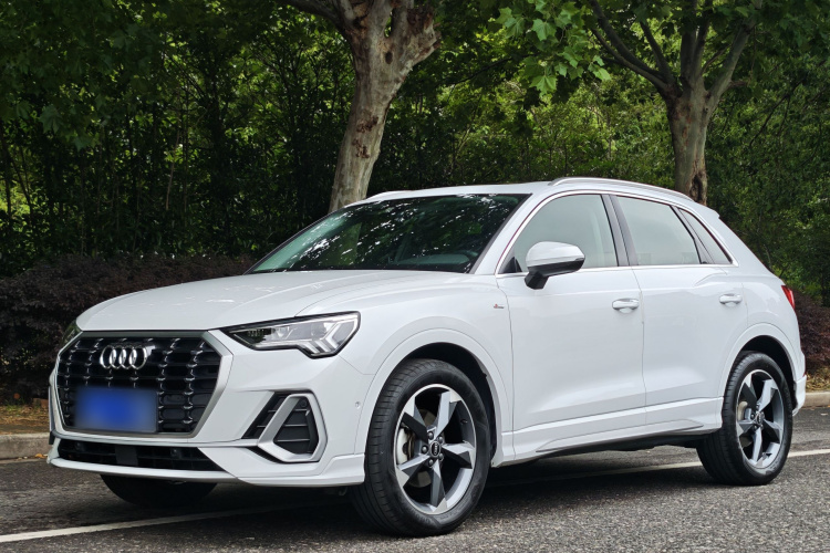 Audi Q3 2021 #2 Audi Q3 2021 car image #2