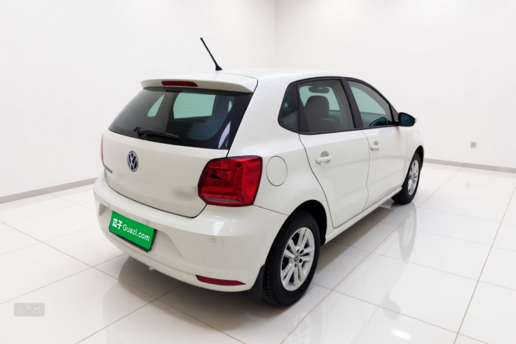 Volkswagen Polo 2018 car image #7