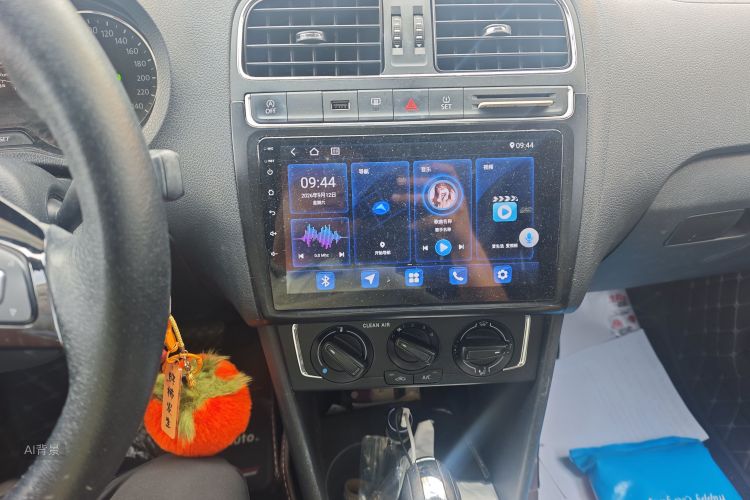 Volkswagen Polo 2018 #15 Volkswagen Polo 2018 car image #15