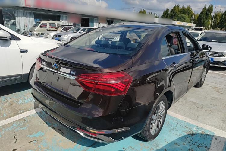 GEELY Emgrand 2018 #7 GEELY Emgrand 2018 car image #7
