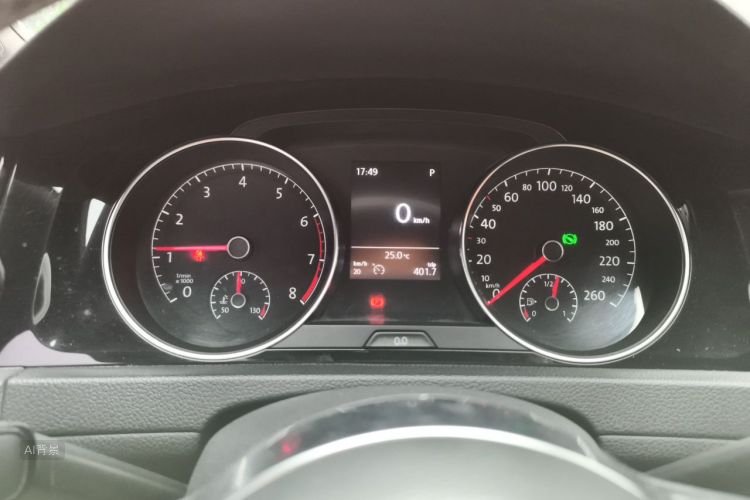Volkswagen Golf 2018 car image #13