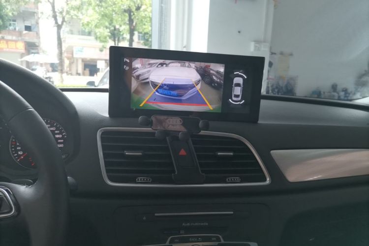 Audi Q3 2019 #13 Audi Q3 2019 car image #13