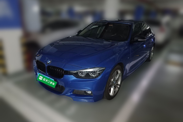 BMW 3 Series 2019 car image #2