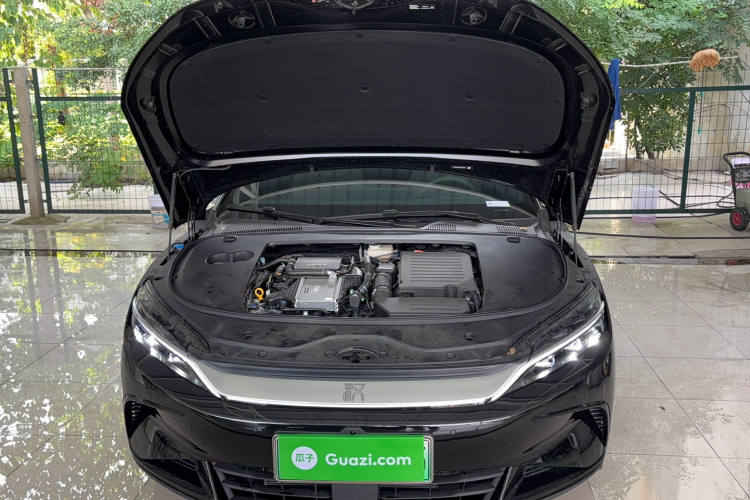 BYD Han 2025 car image #21