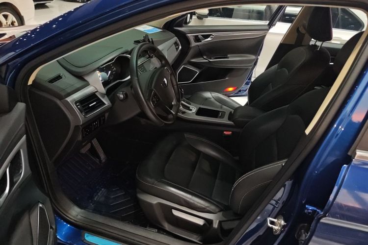 GEELY Emgrand GL 2018 car image #9