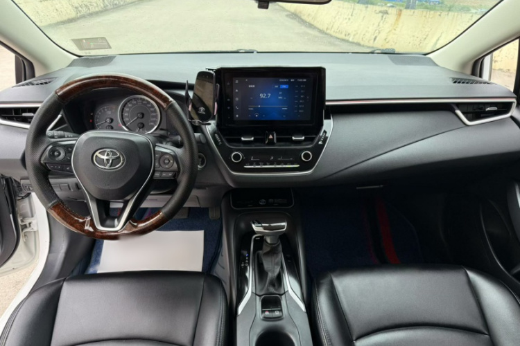 Toyota Corolla 2021 #19 Toyota Corolla 2021 car image #19
