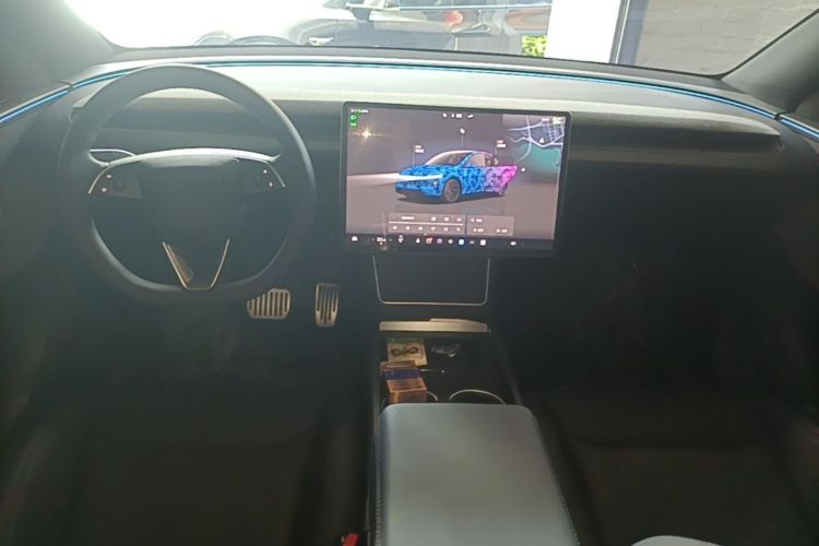 Tesla Model Y 2026 car image #10
