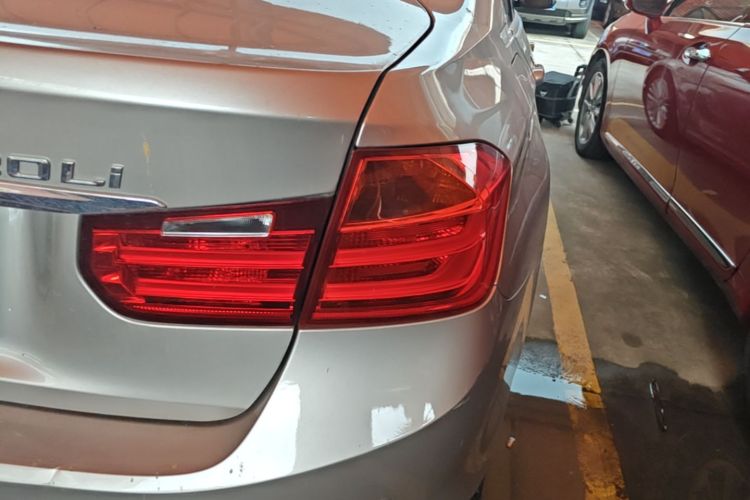 BMW 3 Series 2015 car image #8