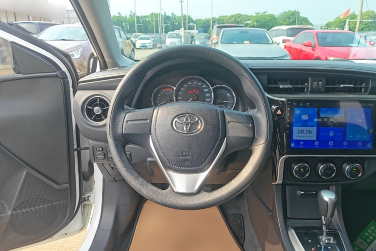 Toyota Corolla 2019 car image #11