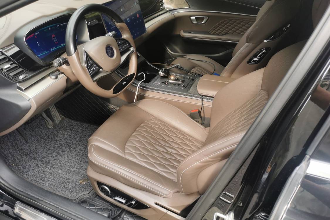 BYD Han 2023 image de voiture #18
