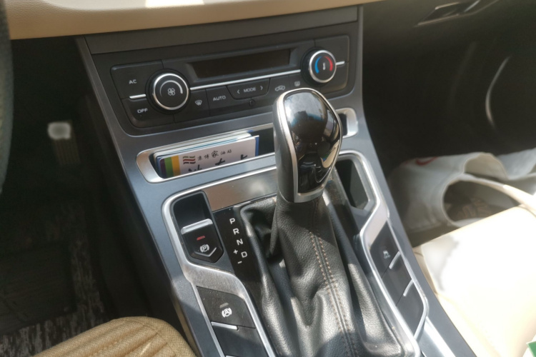 GEELY Emgrand 2018 #18 GEELY Emgrand 2018 immagine di auto #18