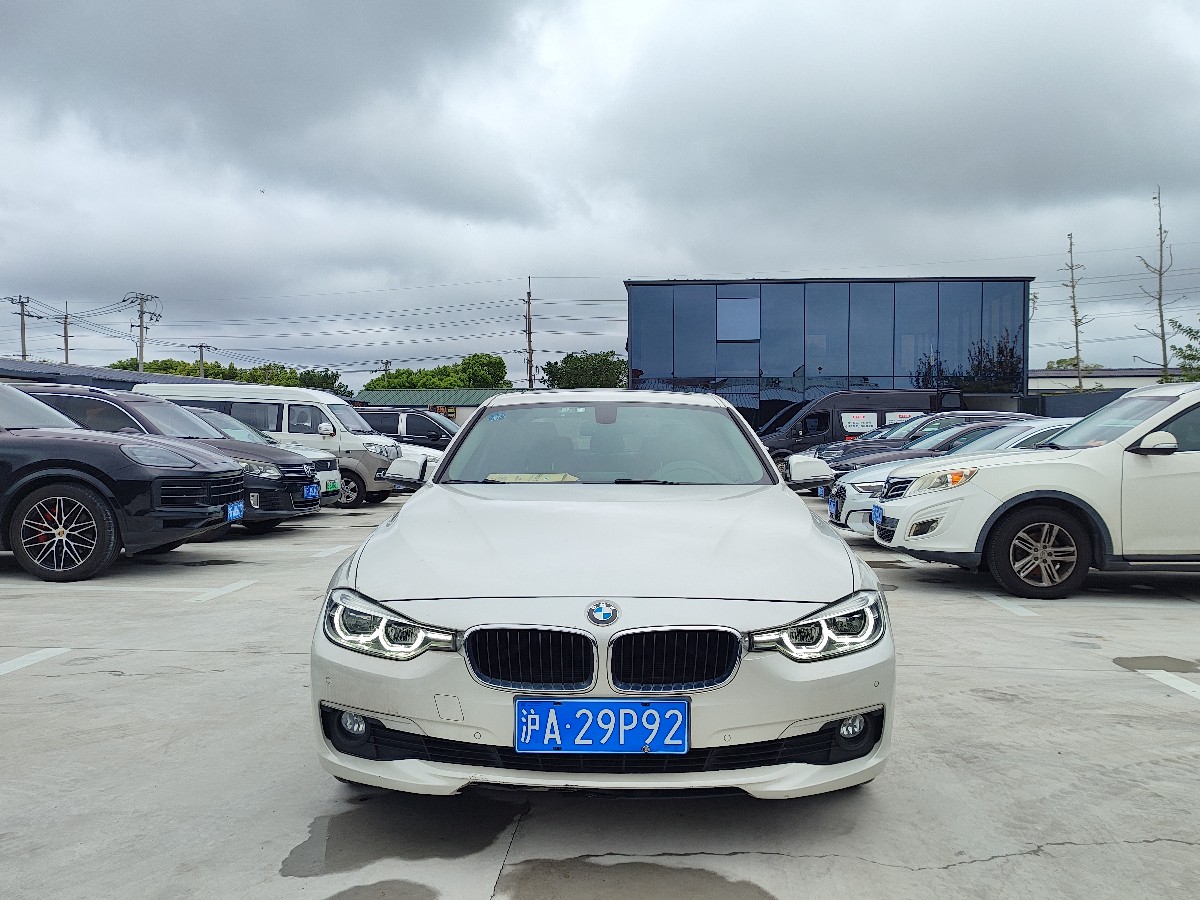 BMW 3 Series 2017 car image #2