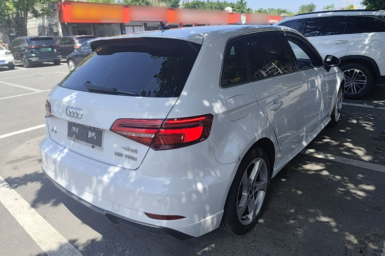 Audi A3 2019 car image #7