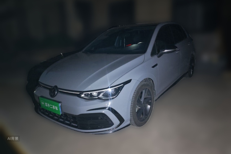 Volkswagen Golf 2024 car image #2