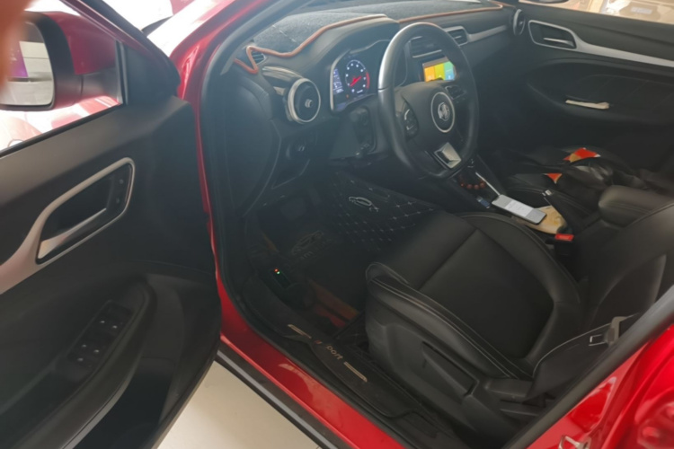 MG ZS 2017 car image #12