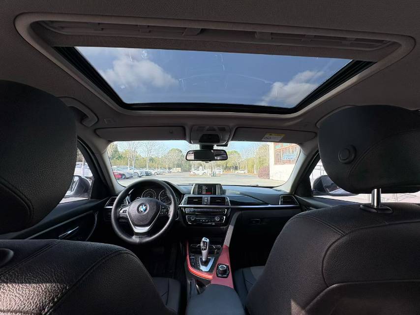 BMW 3 Series 2017 #6 BMW 3 Series 2017 car image #6