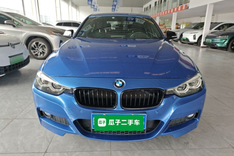BMW 3 Series 2018 #3 BMW 3 Series 2018 car image #3