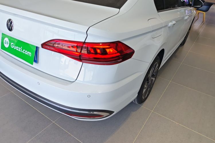 Volkswagen Bora 2025 car image #8