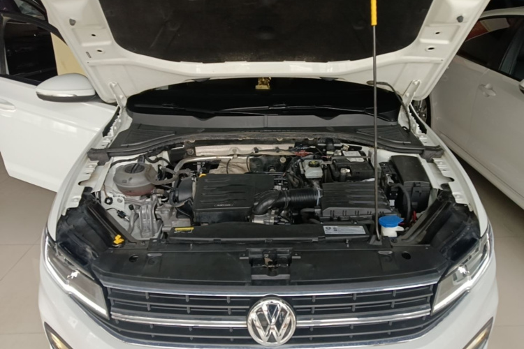 Volkswagen Bora 2019 car image #20