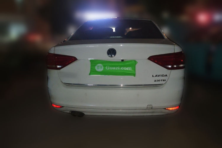 Volkswagen Lavida 2017 car image #4