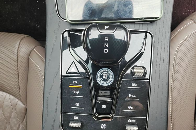 BYD Han 2022 car image #14