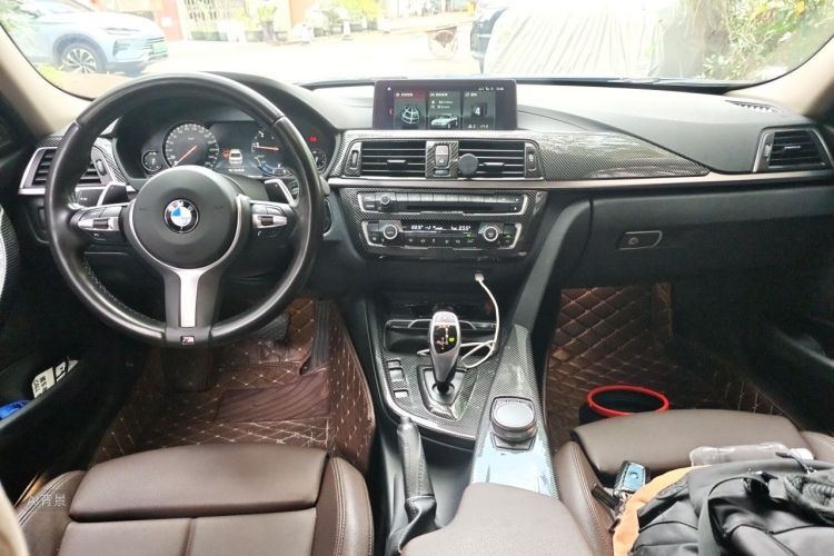BMW 3 Series 2018 #11 BMW 3 Series 2018 car image #11