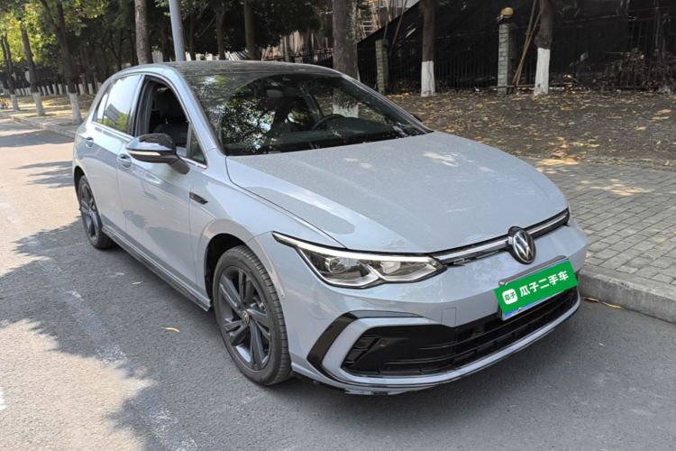 Volkswagen Golf 2024 car image #4