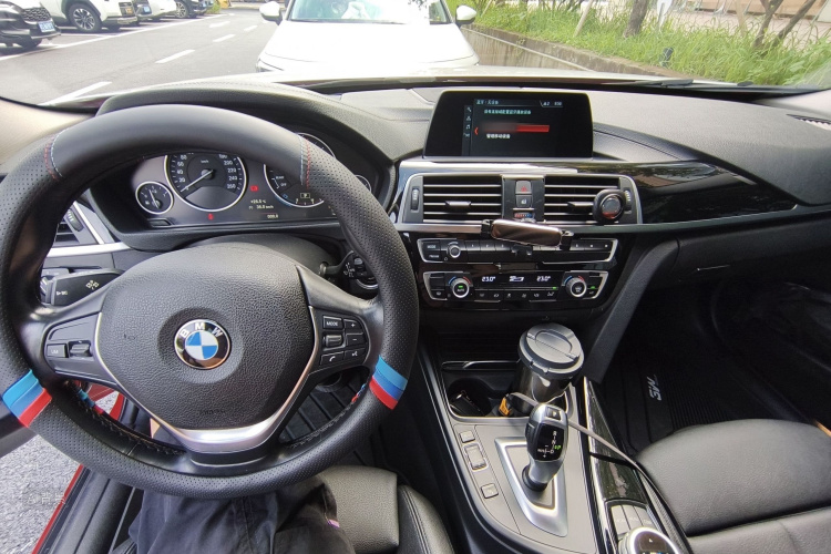 BMW 3 Series 2018 #11 BMW 3 Series 2018 car image #11