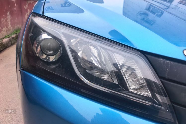 GEELY Emgrand 2015 #8 GEELY Emgrand 2015 car image #8