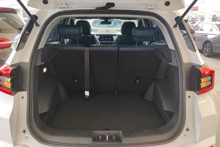 Chery Tiggo 5x 2023 car image #19