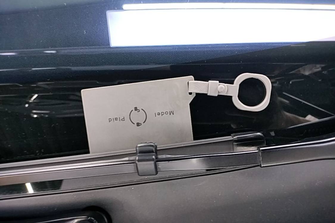 Tesla Model 3 2024 car image #21