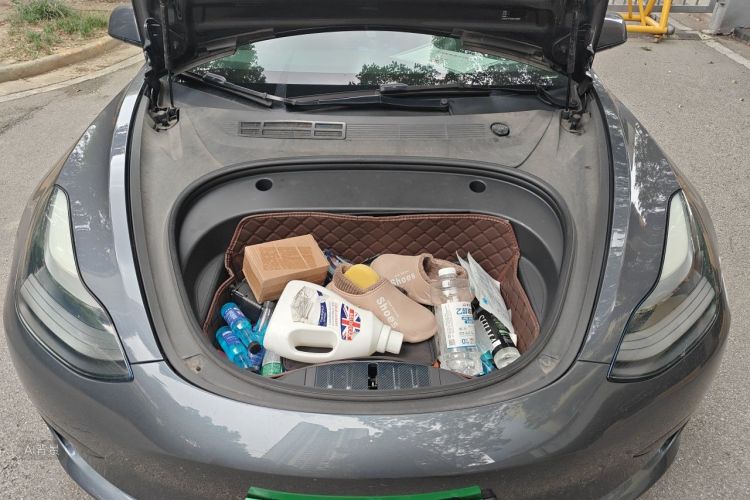 Tesla Model 3 2022 car image #22