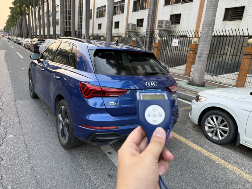 Audi Q3 2020 car image #4