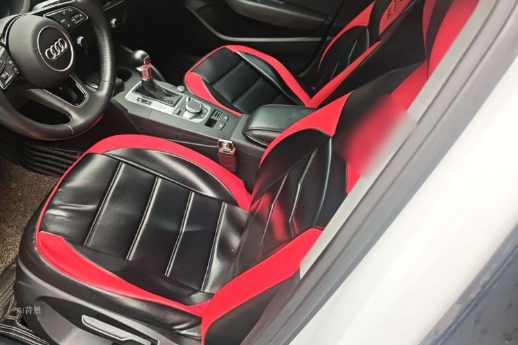 Audi A3 2019 car image #17