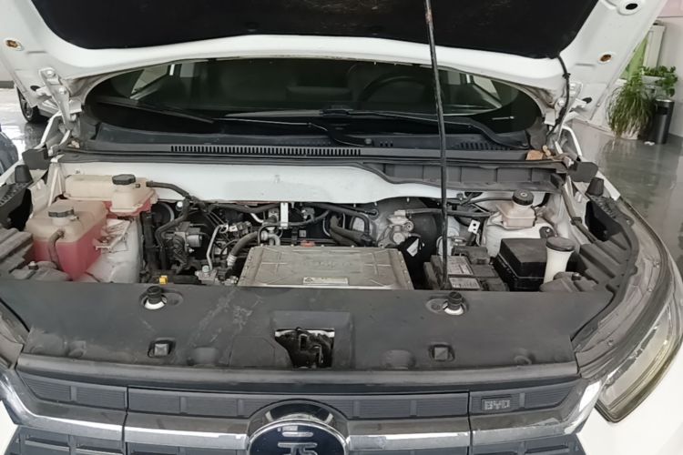 BYD Yuan New Energy 2019 #20 BYD Yuan New Energy 2019 imagen de coche #20