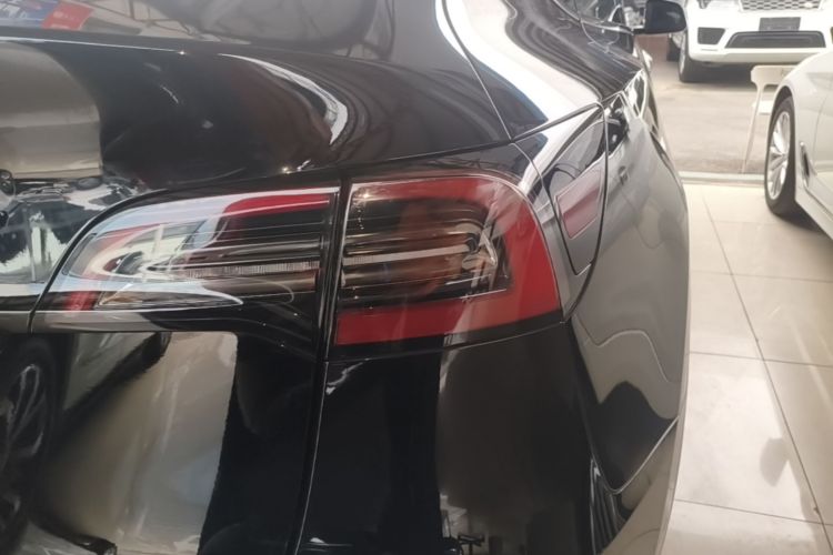 Tesla Model Y 2023 #8 Tesla Model Y 2023 immagine di auto #8