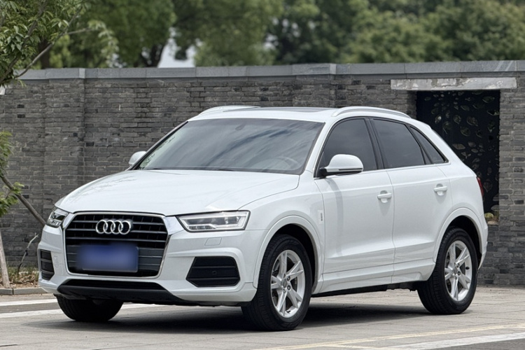 Audi Q3 2018 #2 Audi Q3 2018 car image #2