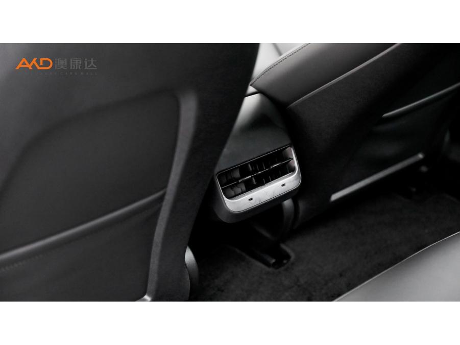Tesla Model 3 2023 car image #5