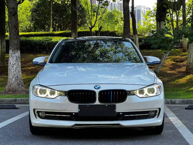 BMW 3 Series 2015 car image #2